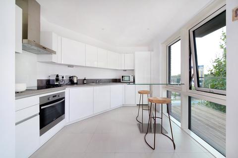 1 bedroom flat for sale, Trafalgar House, Juniper Drive, London