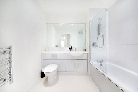 1 bedroom flat for sale, Trafalgar House, Juniper Drive, London