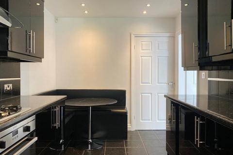 2 bedroom semi-detached house for sale, Butchers Lane, Halesowen B63