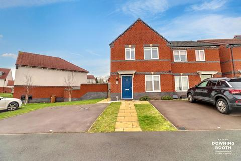 Insley Avenue, Lichfield, WS14 0FE