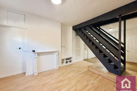 2 bedroom terraced house to rent, Johnson Street, Pendlebury, Swinton, M27