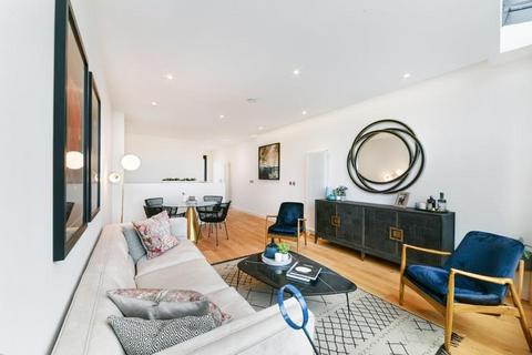 1 bedroom flat to rent, Red Lion Court, Reardon Path, Wapping, London, E1W