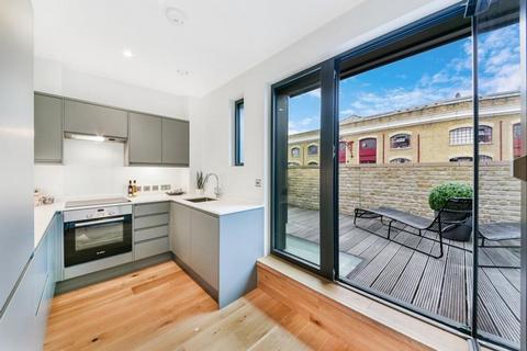 1 bedroom flat to rent, Red Lion Court, Reardon Path, Wapping, London, E1W