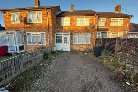 3 bedroom terraced house to rent - Slough, Berkshire, SL2