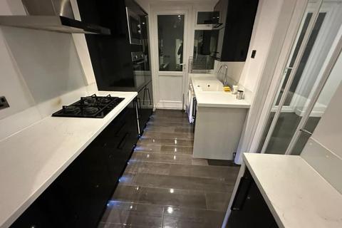 3 bedroom terraced house to rent, Slough,  Berkshire,  SL2