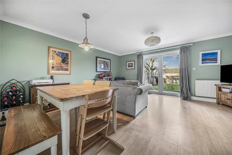 3 bedroom end of terrace house for sale, Elphinstone Close, Woking GU24