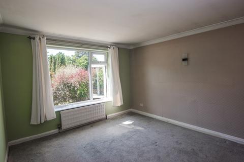 4 bedroom property to rent, South Wootton