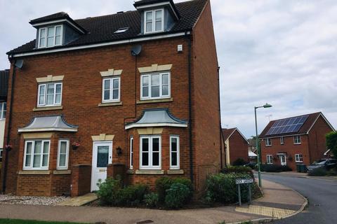 3 bedroom semi-detached house to rent, Wilkinson Drive, Kesgrave IP5