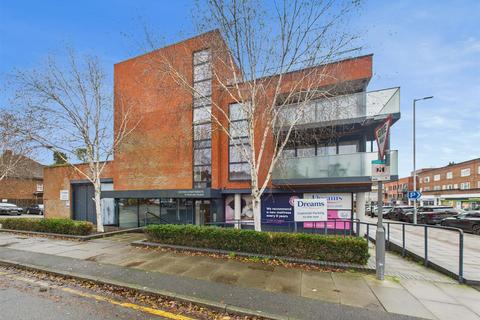 2 bedroom apartment for sale, Crown Apartments, Ruislip HA4