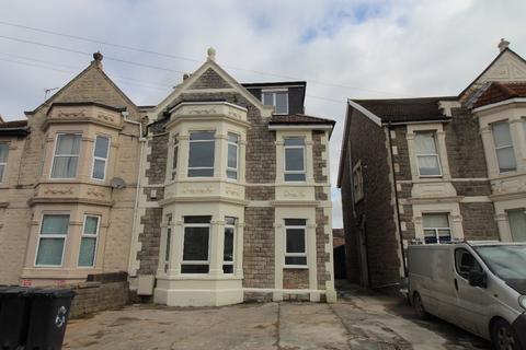 Studio to rent, Locking Road, Weston-super-Mare