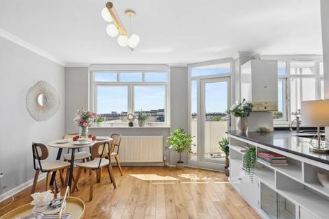 2 bedroom flat for sale, Campden Hill Towers, Notting Hill Gate, London, W11