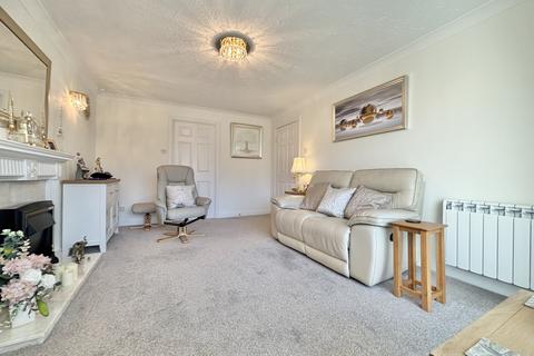2 bedroom apartment for sale, Ashton Garden Court, St. Andrews Road North, St Annes FY8
