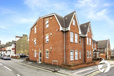 1 bedroom flat for sale, Cecil Avenue, Rochester, Kent, ME2