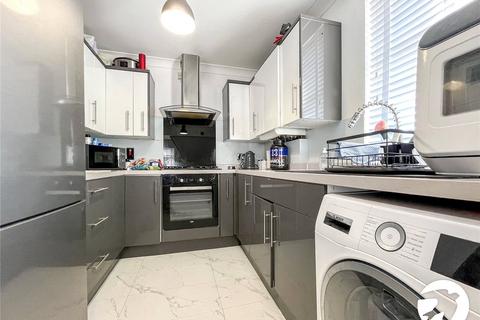 1 bedroom flat for sale, Cecil Avenue, Rochester, Kent, ME2
