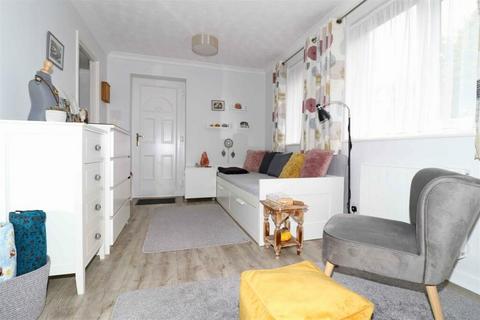 undefined, William Tarver Close, Warwick, CV34
