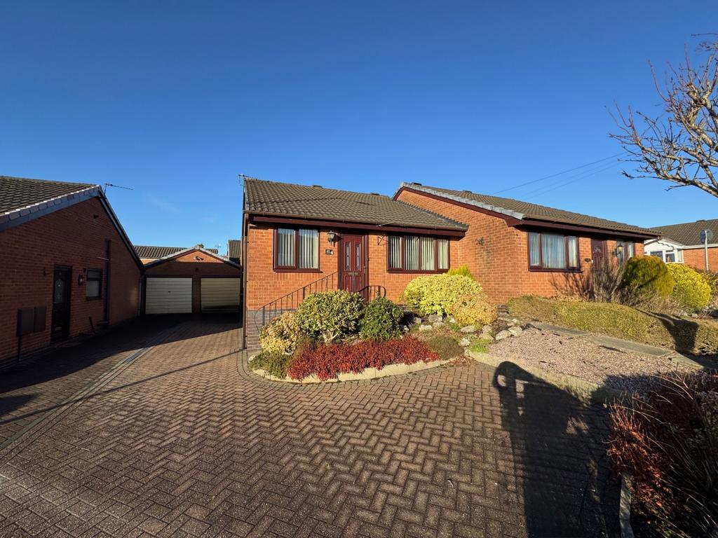 2 bed semi-detached bungalow for sale Scot Lane,