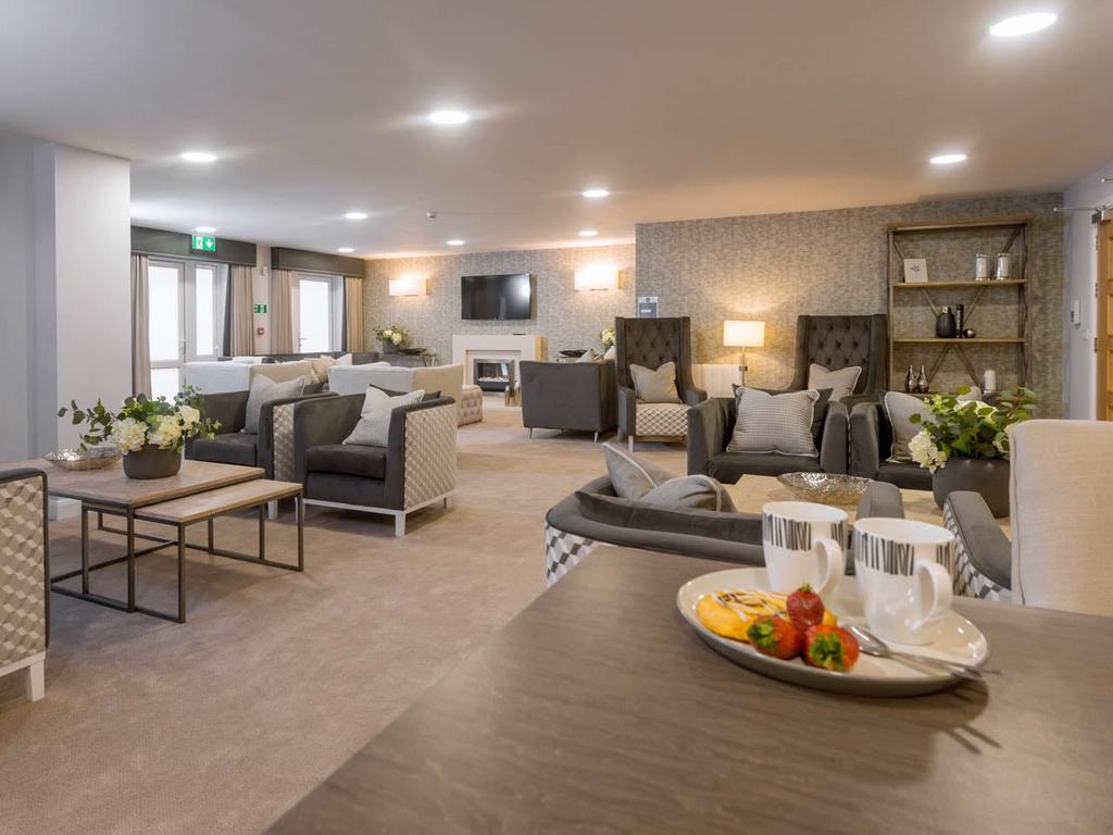 Homeowners Lounge