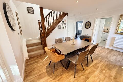 3 bedroom detached house for sale, Clos Gwyn, Tumble