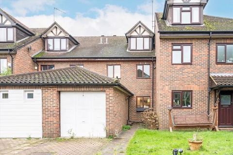 4 bedroom house to rent, Eliot Gardens, London SW15