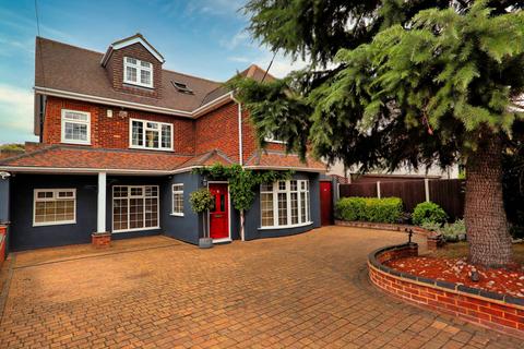 undefined, Rawreth Lane, Rayleigh