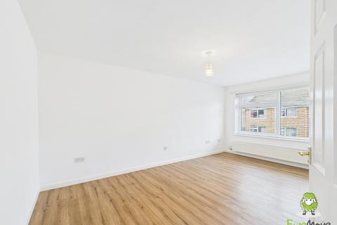undefined, Sylvia Close, Basingstoke, Hampshire, RG21