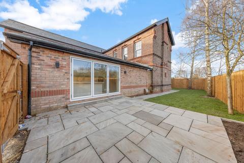 2 bedroom apartment for sale, Padgate, Warrington, WA1