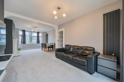 3 bedroom semi-detached house for sale, Banbury,  Oxfordshire,  OX16