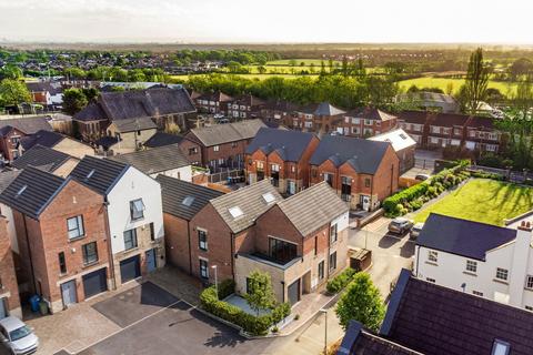 3 bedroom semi-detached house for sale, Chaddock Hall Drive, Worsley M28