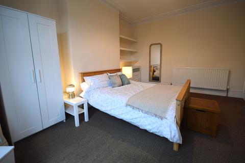 3 bedroom flat to rent, Goldspink Lane, Newcastle upon Tyne NE2
