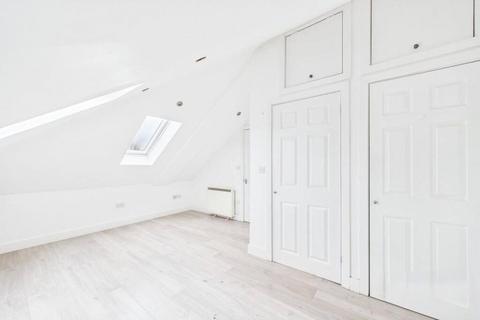 1 bedroom flat to rent, Block 2, 121 Paynes Road, SO15
