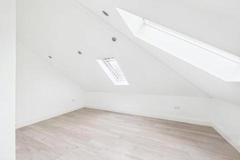 1 bedroom flat to rent, Block 2, 121 Paynes Road, SO15
