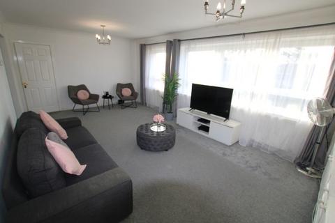 3 bedroom apartment for sale, The Hoe, Watford WD19