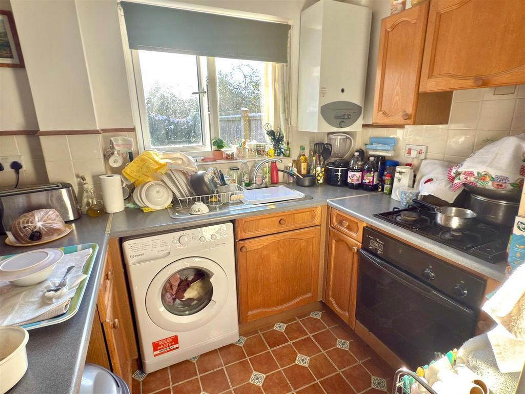 KITCHEN.jpg