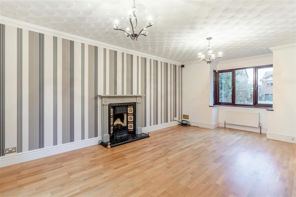 8673580-interior21.jpg