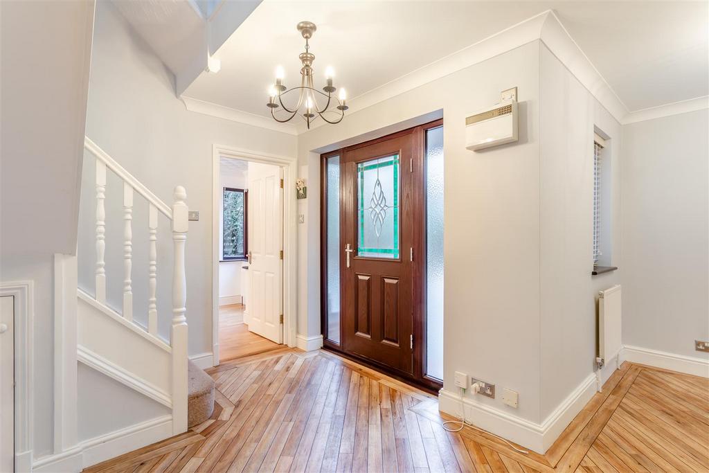 8673580-interior14.jpg