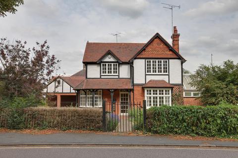 3 bedroom detached house for sale, St Johns Avenue, Harlow, CM17