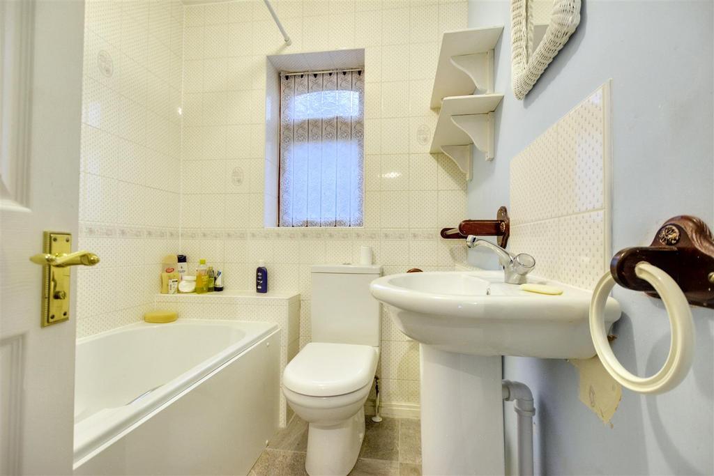 Bathroom.jpeg
