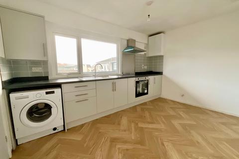 1 bedroom flat for sale, Four Ash Court, Usk NP15