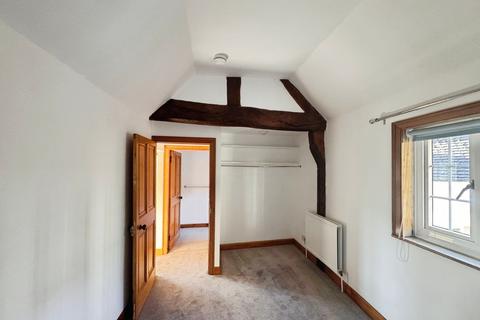 1 bedroom flat to rent, High Street, Winchcombe, Winchcombe, GL54