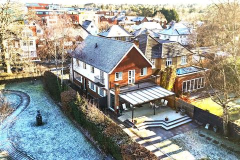 3 bedroom detached house for sale, Grand Avenue, Camberley, Surrey, GU15