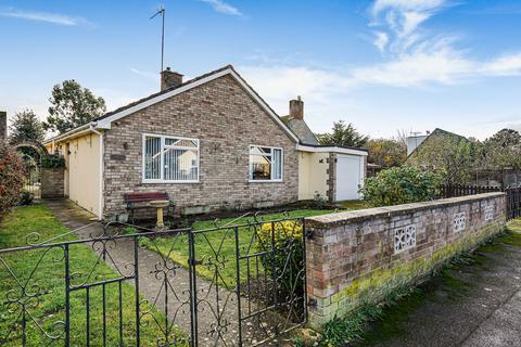 3 bedroom bungalow for sale, Westlands Avenue, Weston on the Green, OX25