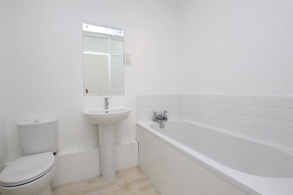 Bathroom.JPG