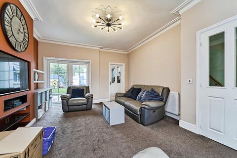 4 bedroom semi-detached house for sale, Holden Road, Wednesbury WS10