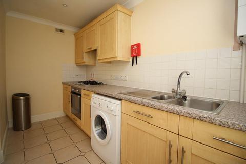 4 bedroom terraced house to rent, The Spires, Canterbury, Kent, CT2