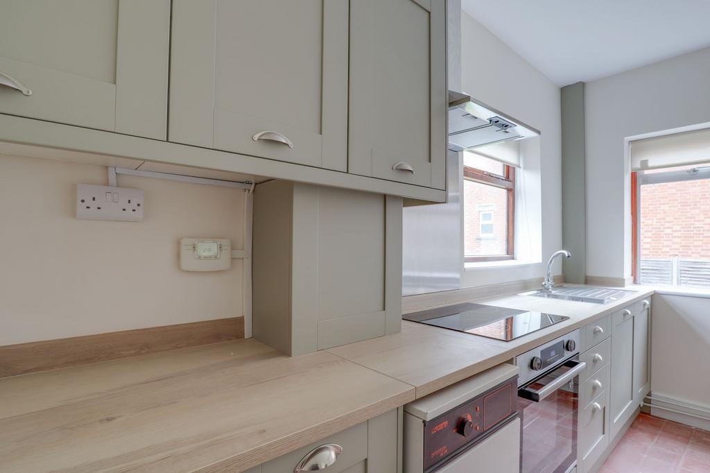 Fitted kitchen