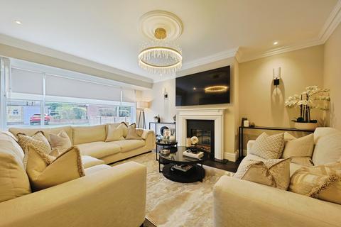 3 bedroom semi-detached house for sale, The Vale, Kirk Ella, Hull,HU10 7PS