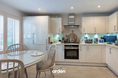 undefined, Butterwick Close, Barnt Green, B45