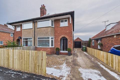 Manorfield Avenue, Driffield, YO25 5HP