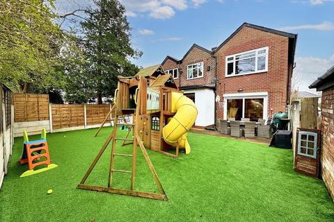 6 bedroom detached house for sale, Bury Old Road, Prestwich, M25