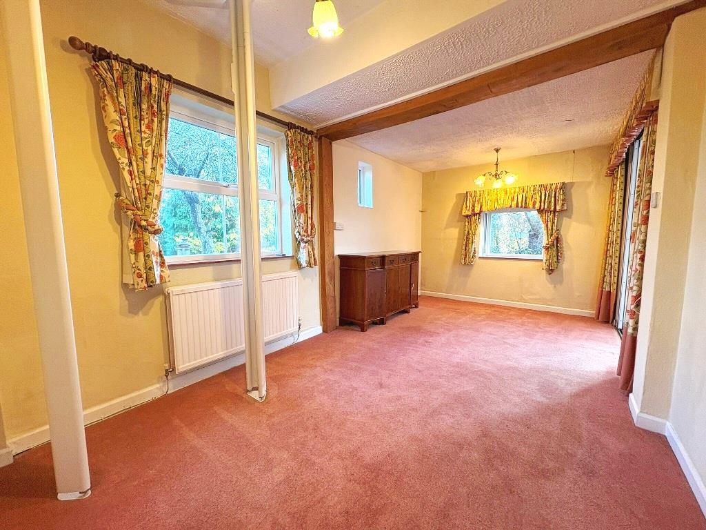 Dining Room.JPEG